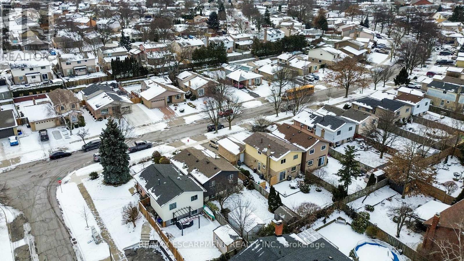 72 Athenia Drive, Hamilton, Ontario  L8J 1S8 - Photo 46 - X12754314