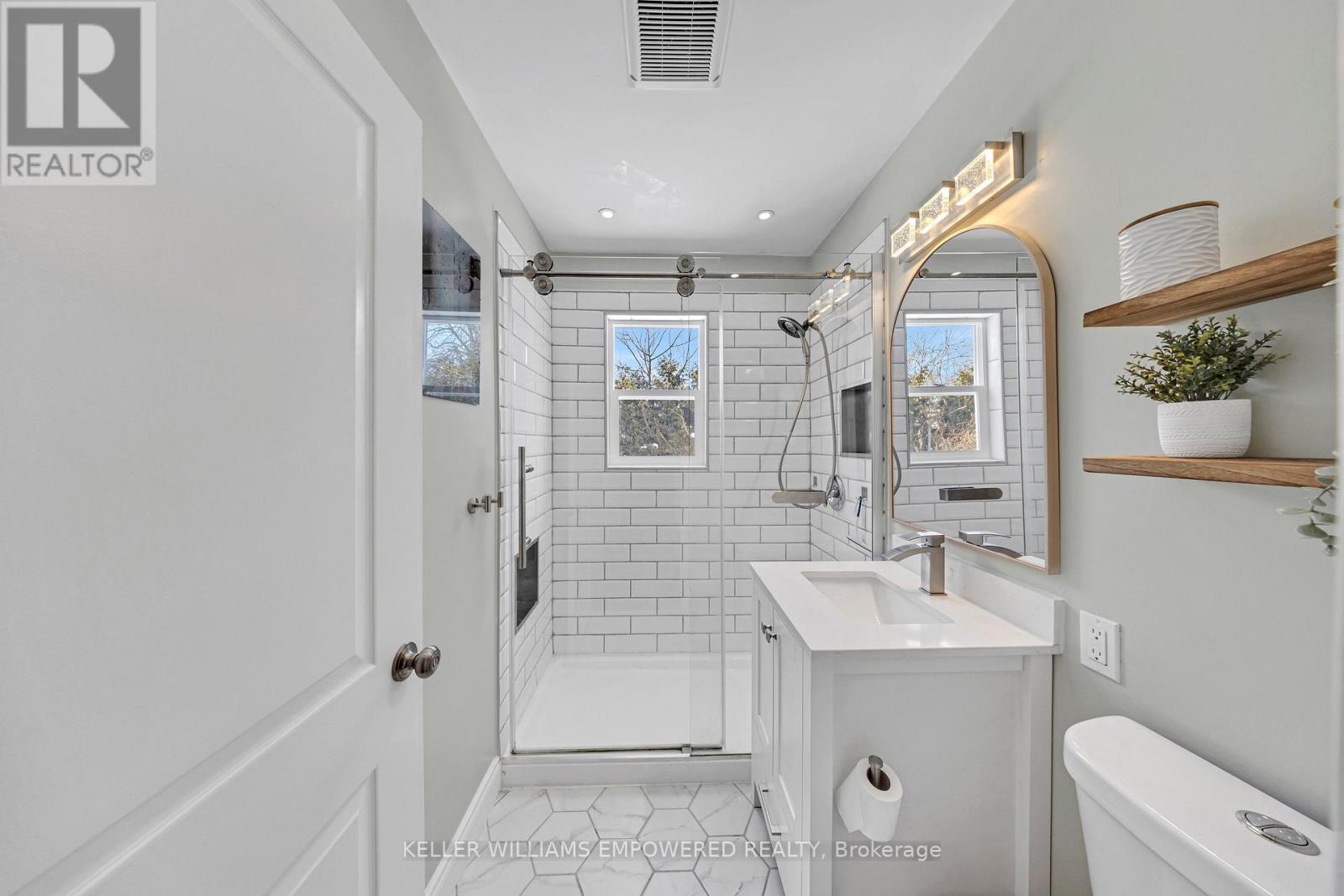 5 Elm Street, Cambridge, Ontario  N1R 3X7 - Photo 12 - X12754390