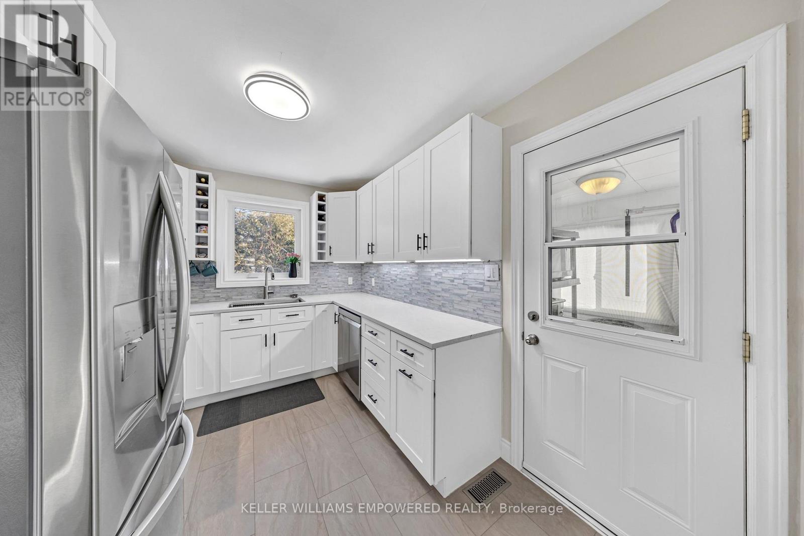 5 Elm Street, Cambridge, Ontario  N1R 3X7 - Photo 8 - X12754390