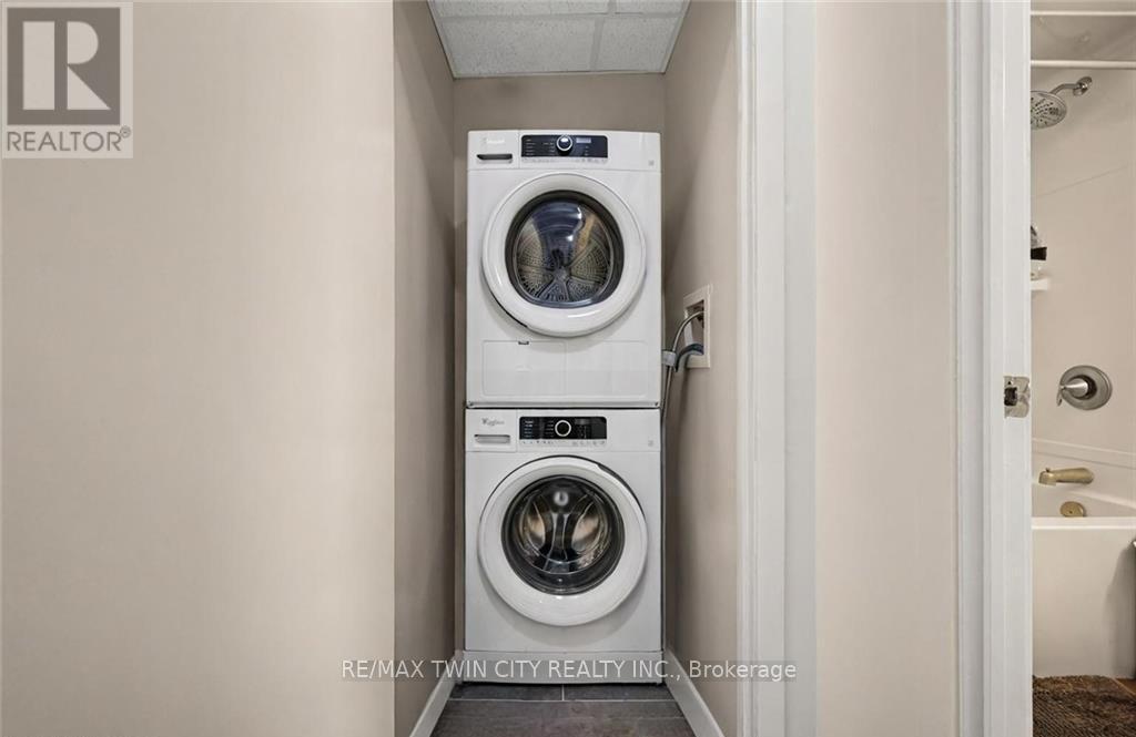 807 - 128 King Street, Waterloo, Ontario  N2J 0E9 - Photo 17 - X12754444