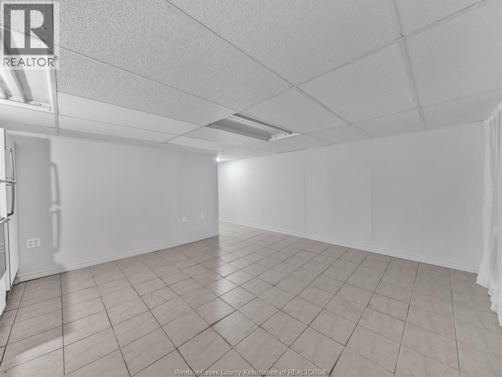 119-121 Hanna Street West, Windsor, Ontario  N8X 1C9 - Photo 47 - 26002498