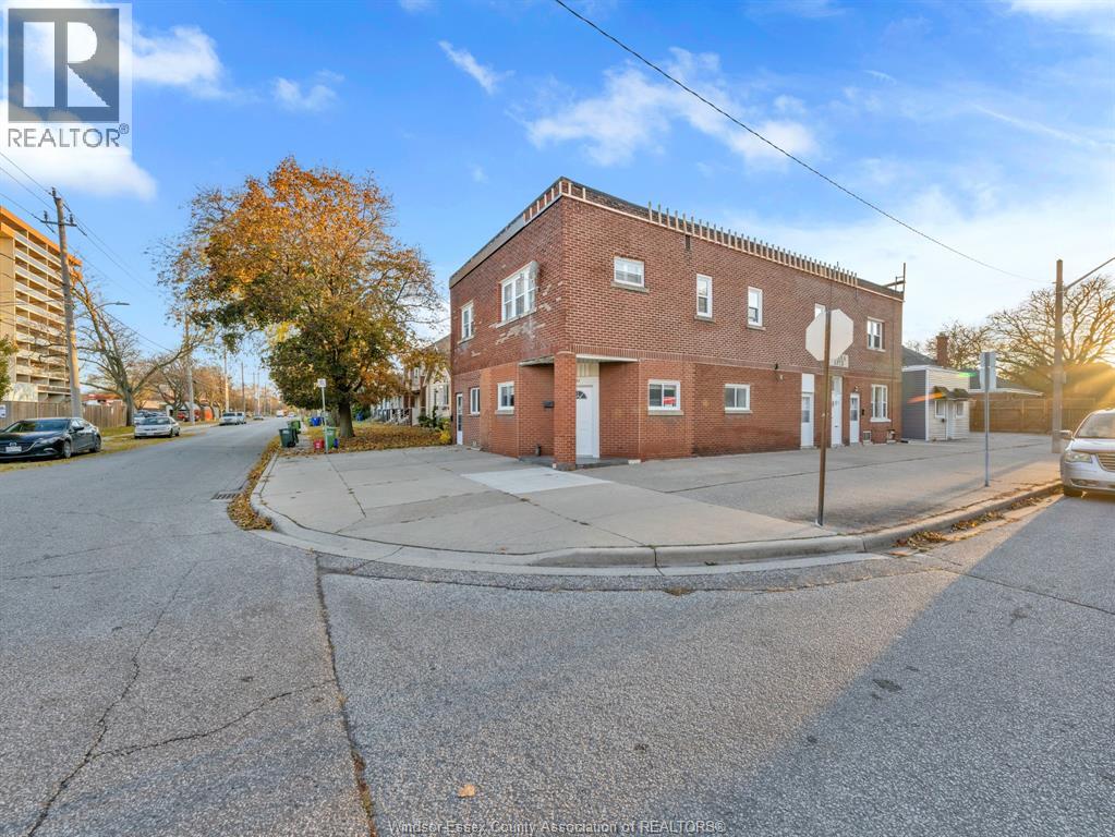 119-121 Hanna Street West, Windsor, Ontario  N8X 1C9 - Photo 8 - 26002498