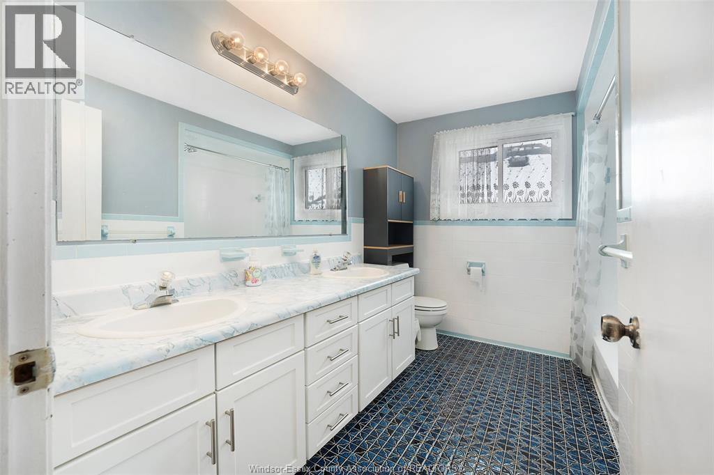 907 Gladstone Avenue Unit# Main, Windsor, Ontario  N9A 2R5 - Photo 18 - 26002429