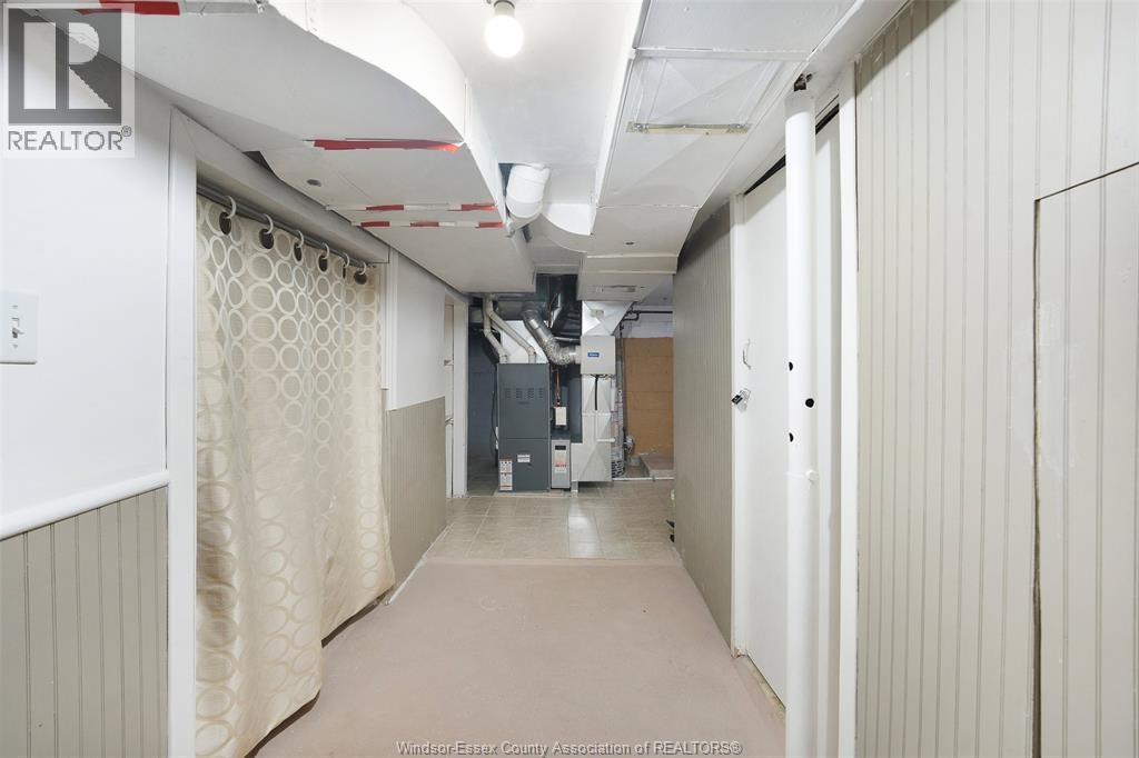 907 Gladstone Avenue Unit# Main, Windsor, Ontario  N9A 2R5 - Photo 19 - 26002429