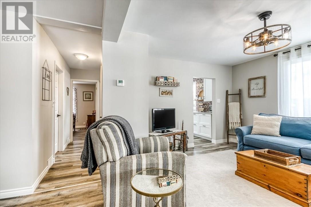 19 Gore Street, Gore Bay, Ontario  P0P 1H0 - Photo 16 - 2126275