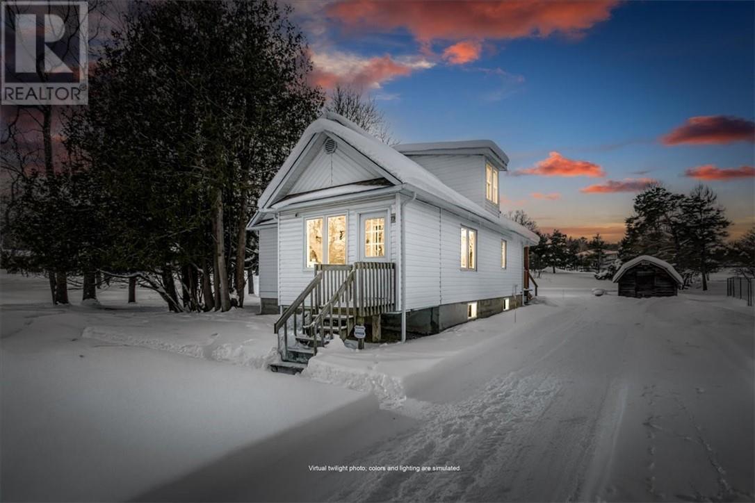 19 Gore Street, Gore Bay, Ontario