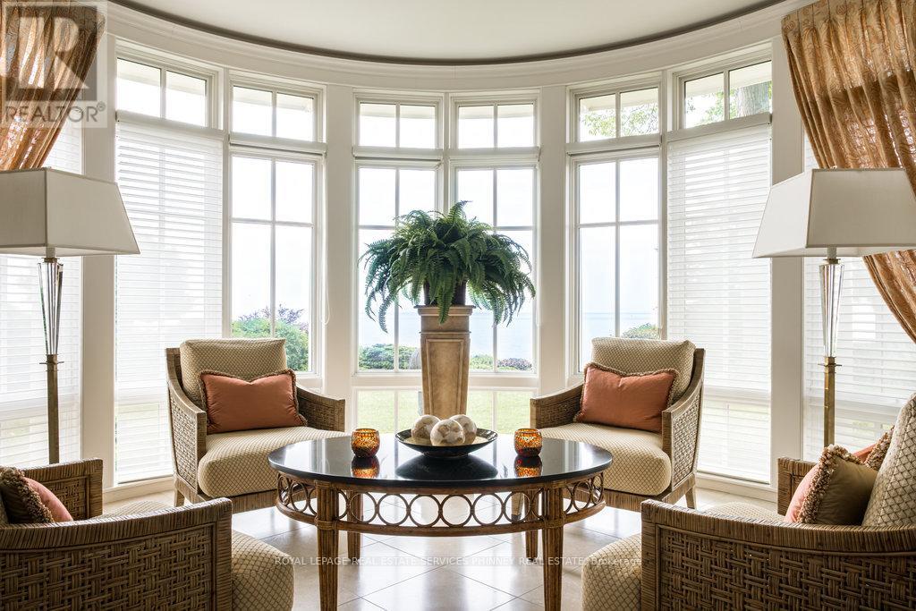 6 Ennisclare Drive W, Oakville, Ontario  L6J 4N2 - Photo 15 - W12300774