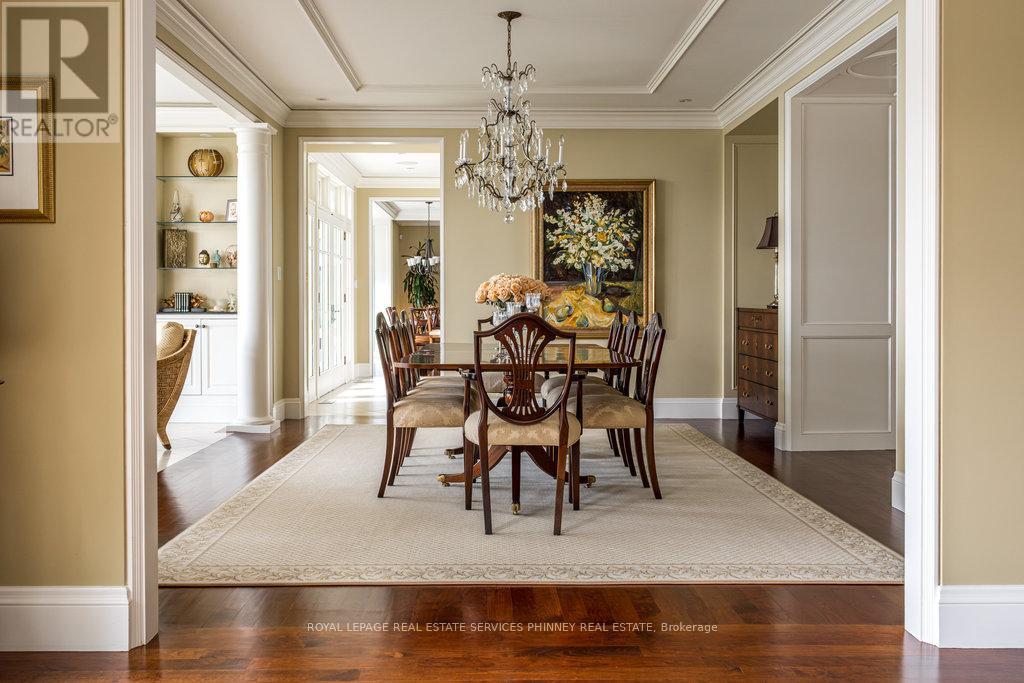 6 Ennisclare Drive W, Oakville, Ontario  L6J 4N2 - Photo 13 - W12300774