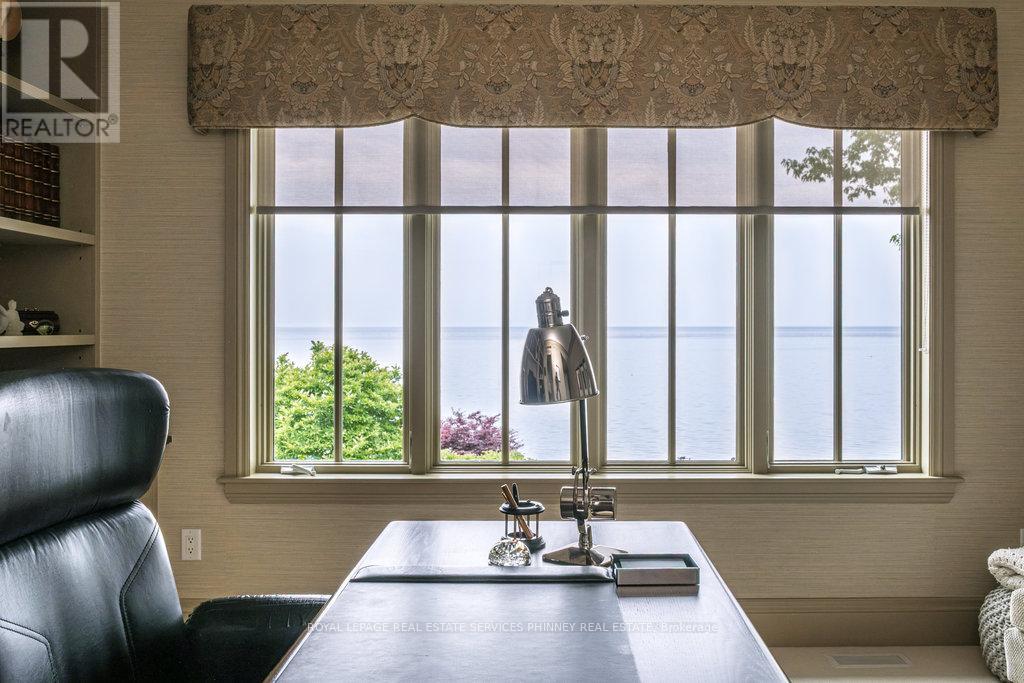 6 Ennisclare Drive W, Oakville, Ontario  L6J 4N2 - Photo 35 - W12300774