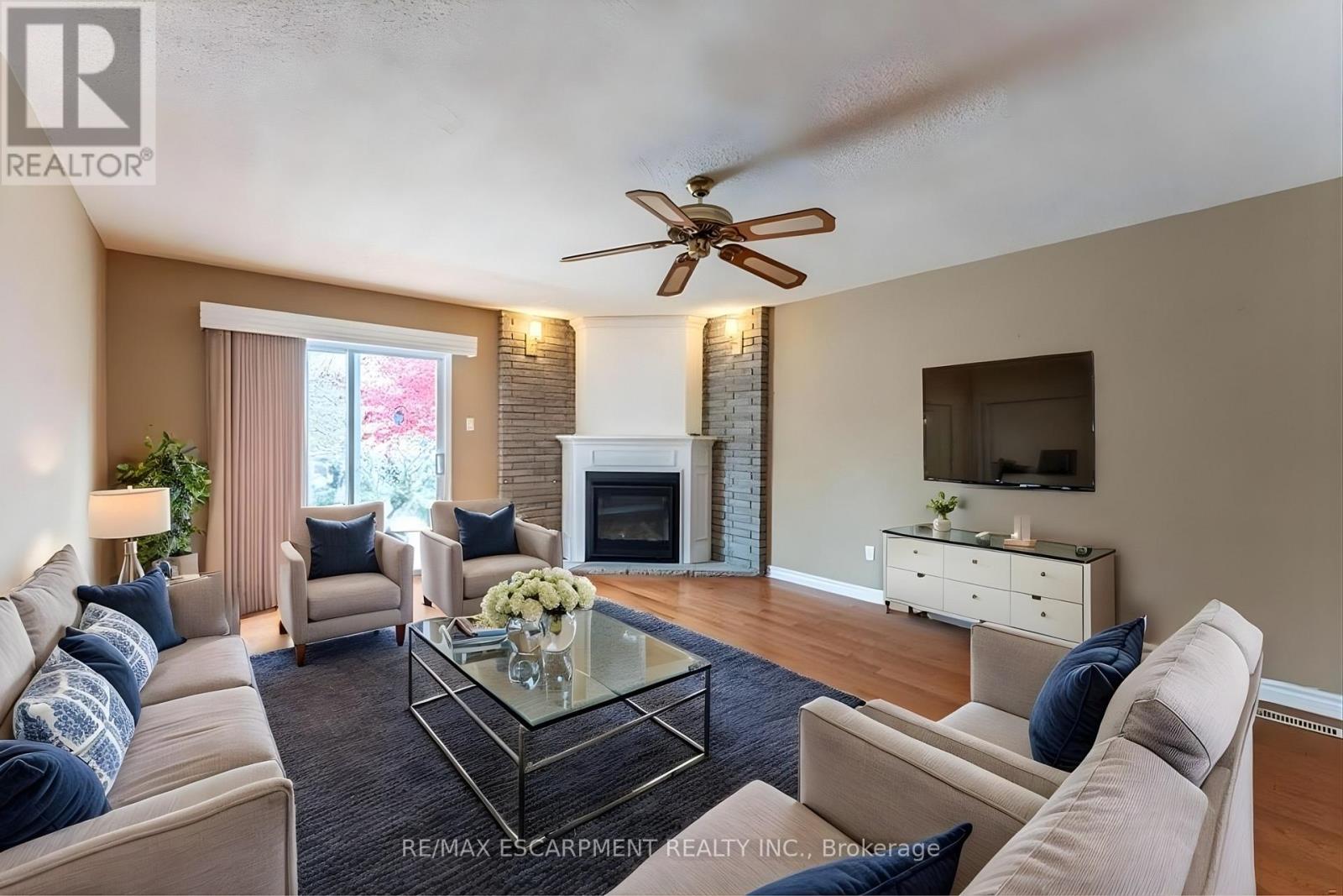 162 Solomon Crescent, Hamilton, Ontario  L8W 2G7 - Photo 10 - X12539406