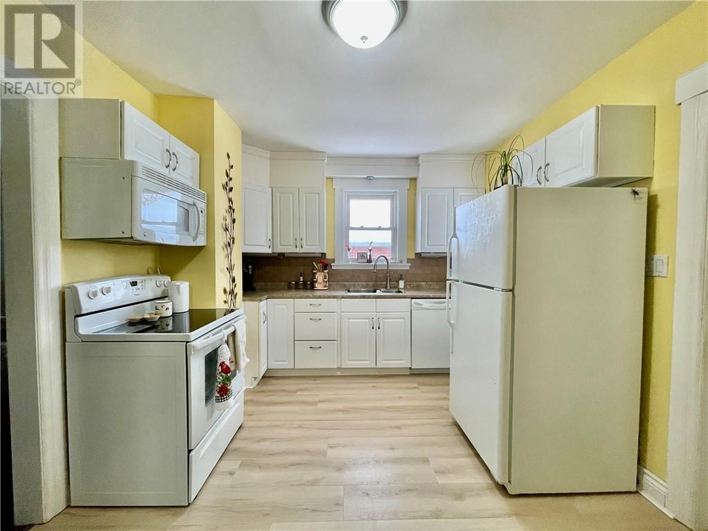 213 Eyre Street, Sudbury, Ontario  P3C 4B1 - Photo 16 - 2126307