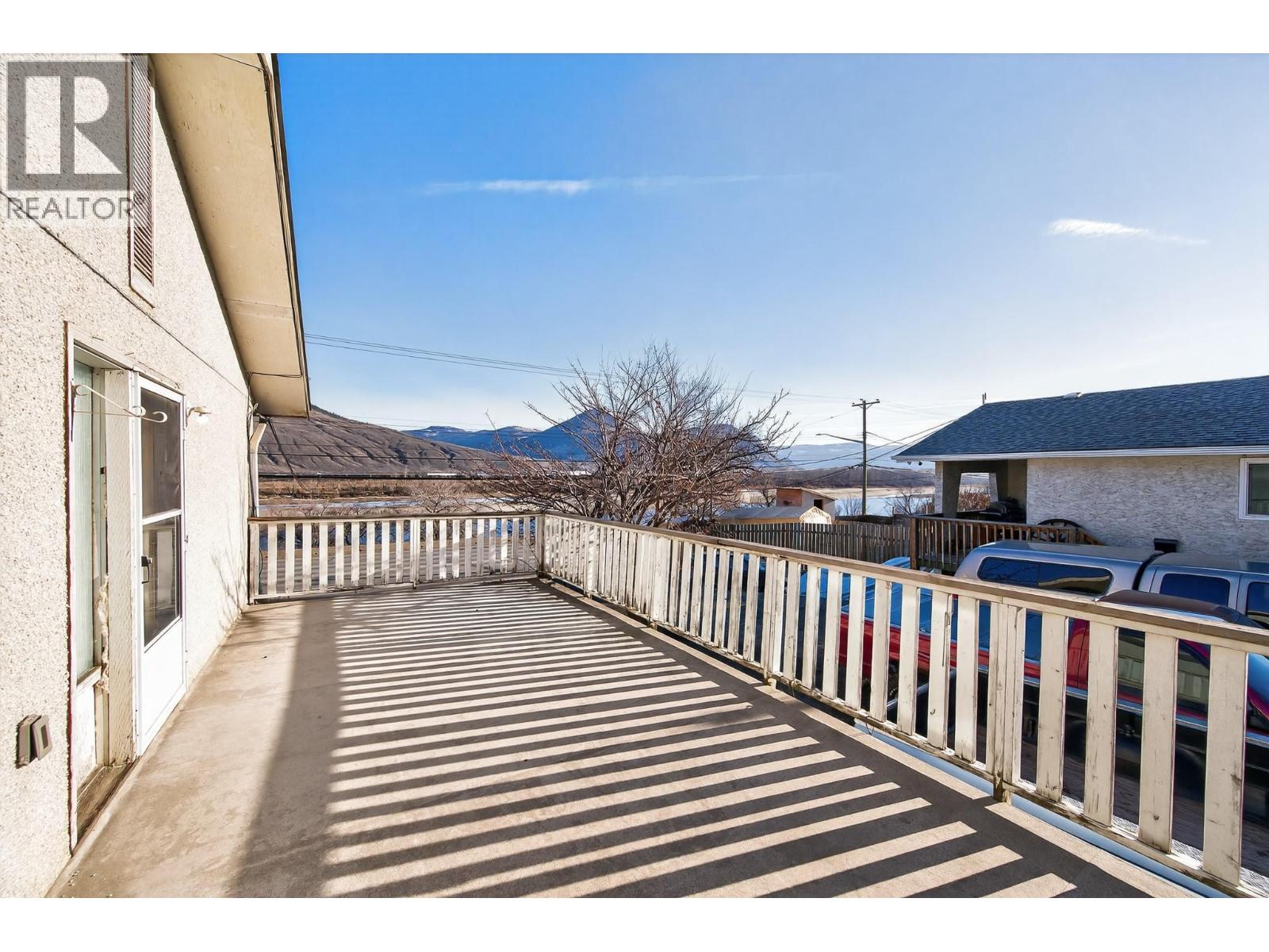 2070/2072 WESTSYDE Road Kamloops Photo 12