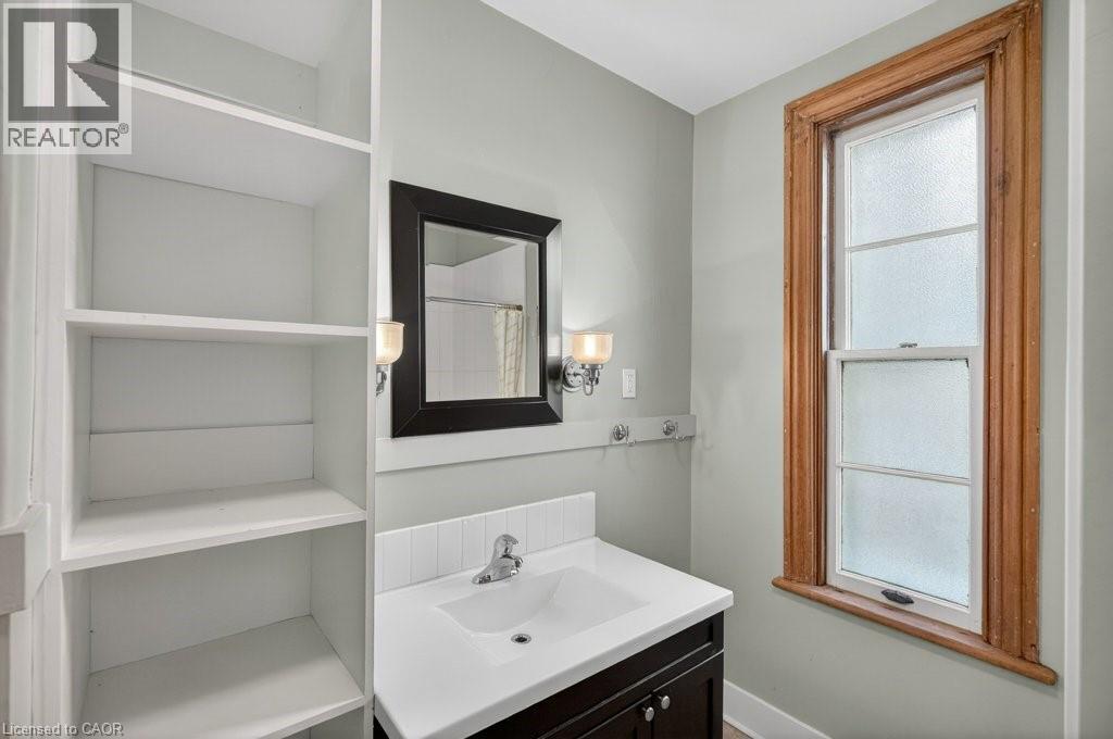 282 Main Street W, Hamilton, Ontario  L8P 1J8 - Photo 24 - 40788364