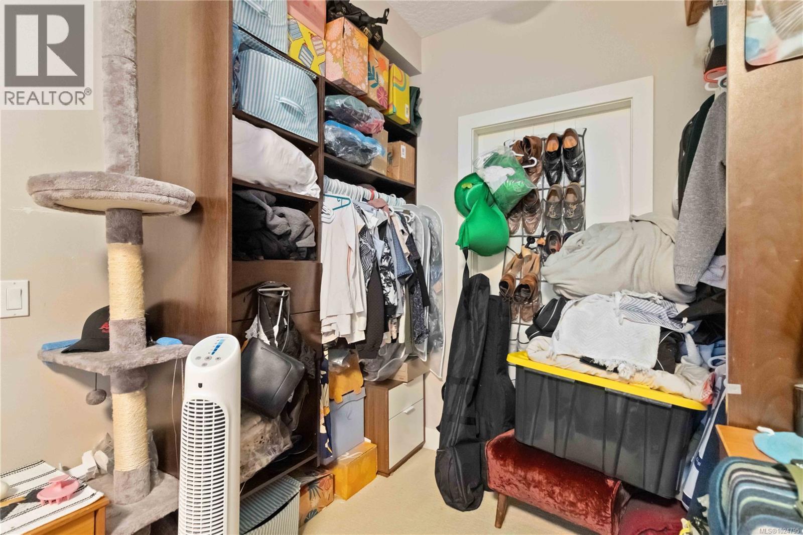 112 4529 West Saanich Rd, Saanich, British Columbia V8Z 3G3 - Photo 10 - 1024795