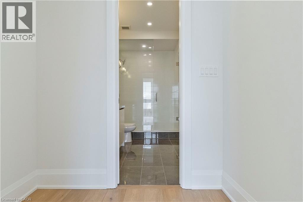 138 East Street Unit# 6, Oakville, Ontario  L6L 0H9 - Photo 35 - 40802516