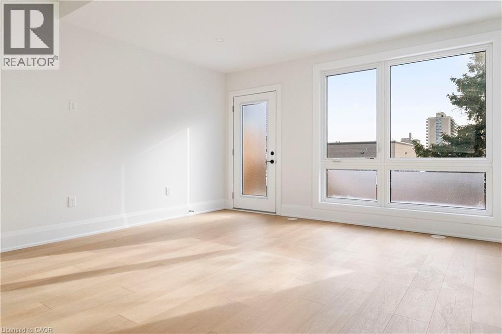 138 East Street Unit# 6, Oakville, Ontario  L6L 0H9 - Photo 8 - 40802516