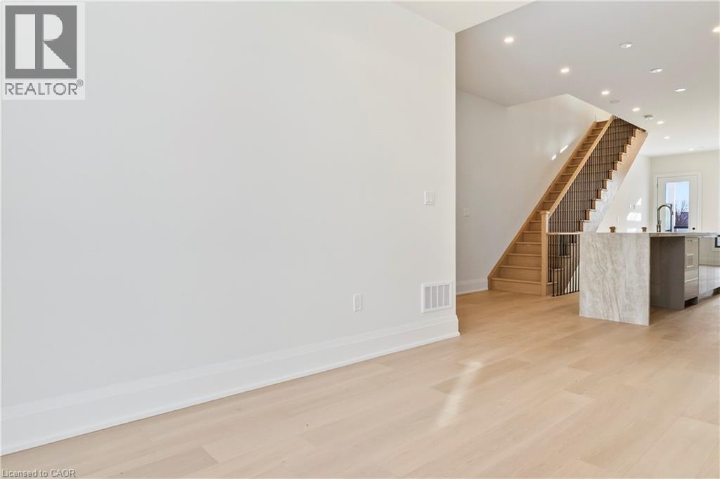 138 East Street Unit# 6, Oakville, Ontario  L6L 0H9 - Photo 25 - 40802516