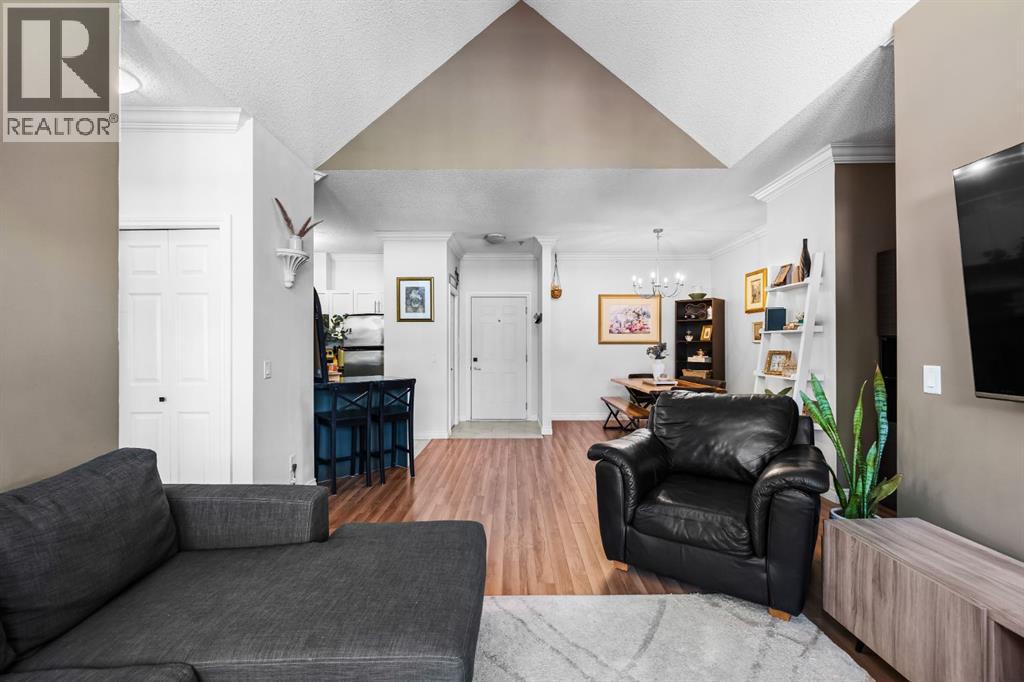 306, 11170 30 Street Sw, Calgary, Alberta  T2W 6J2 - Photo 4 - A2278621