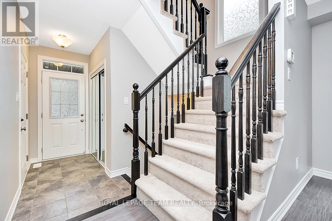 1914 Maple Grove Road, Ottawa, Ontario  K2S 0W6 - Photo 3 - X12754528