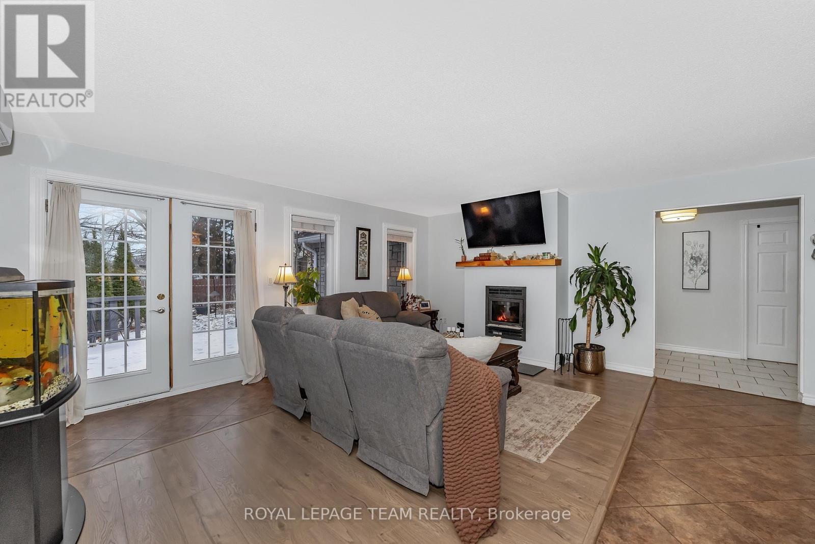 7 Main Street, Whitewater Region, Ontario  K0J 1K0 - Photo 19 - X12754572