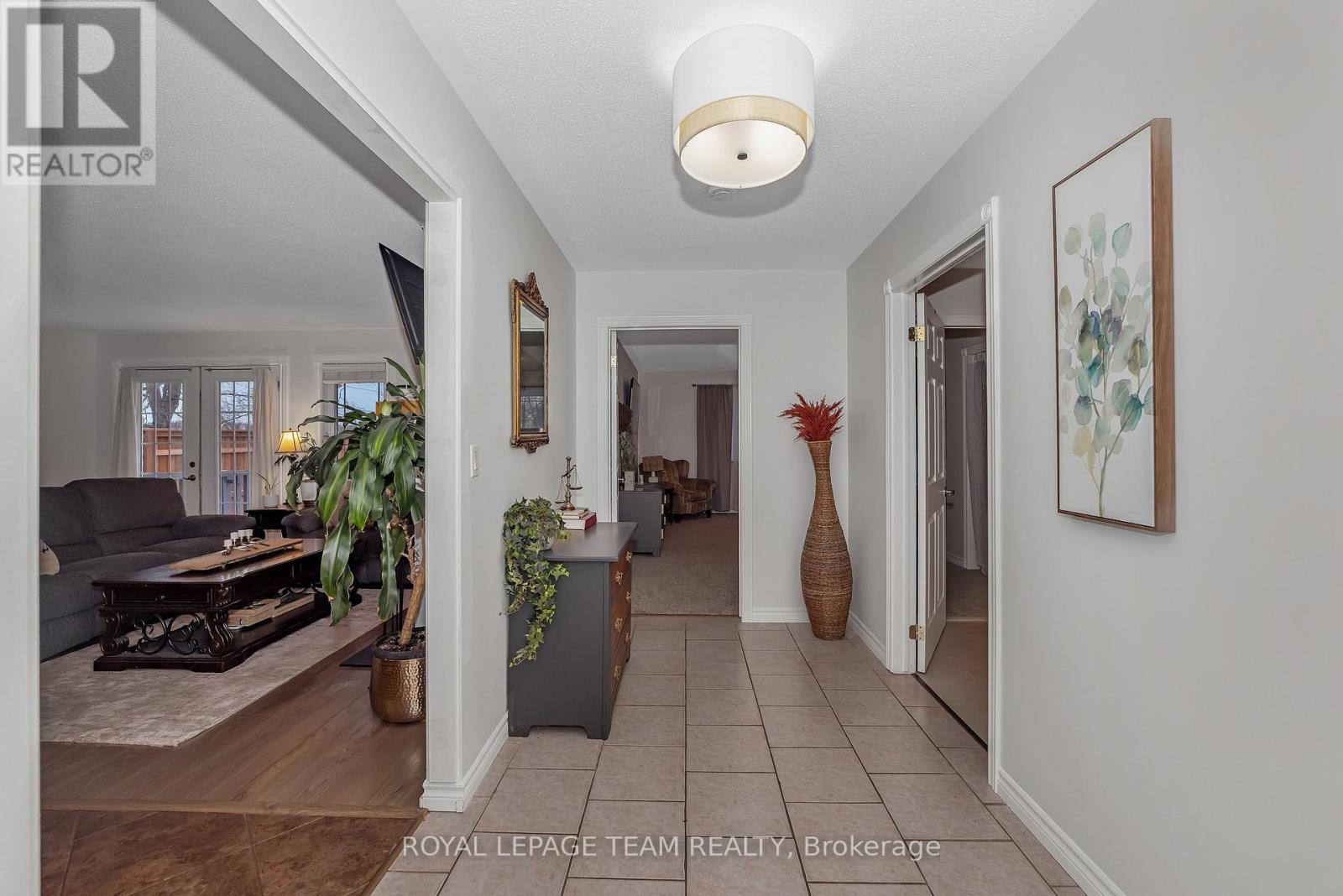 7 Main Street, Whitewater Region, Ontario  K0J 1K0 - Photo 21 - X12754572