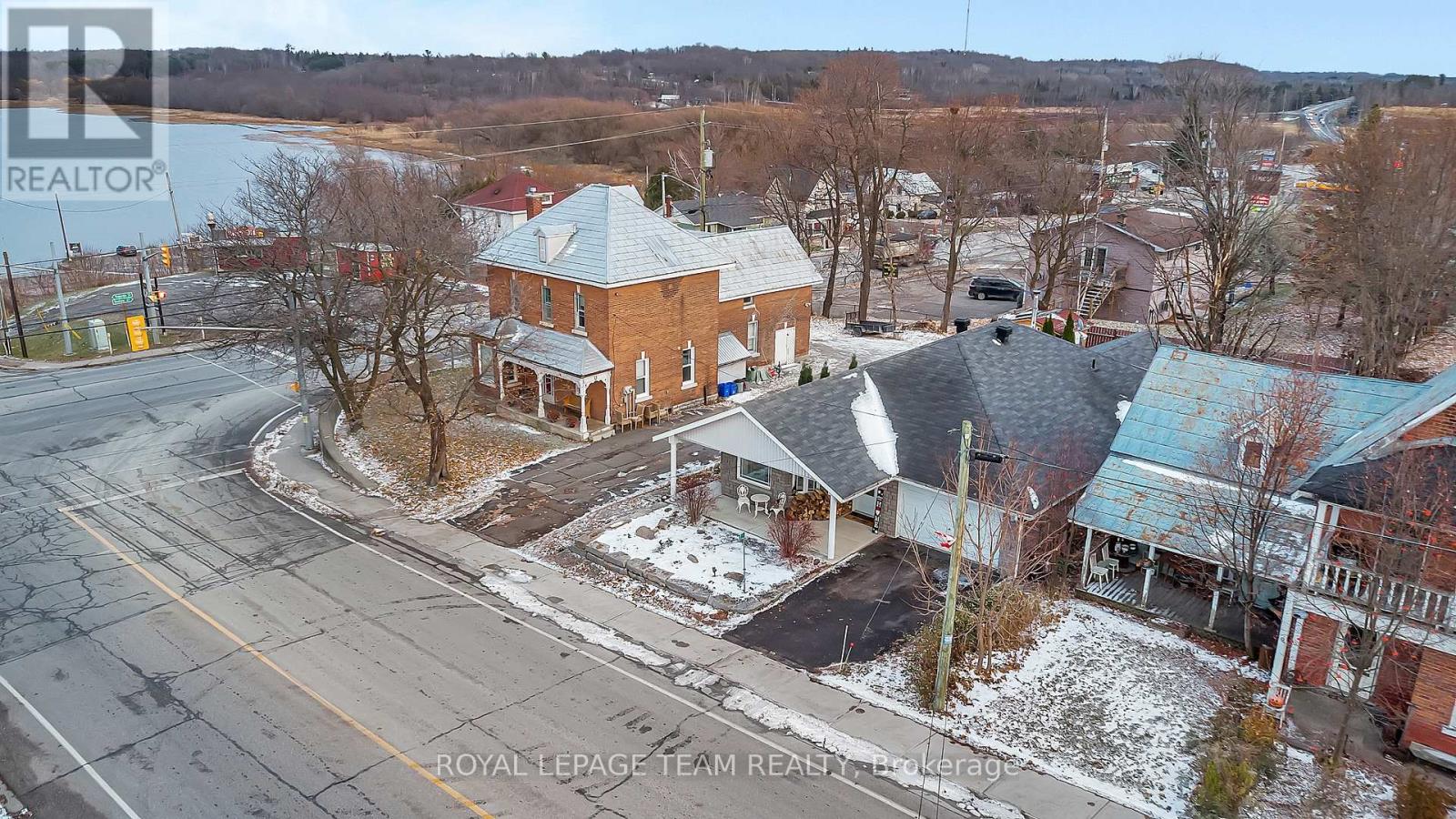 7 Main Street, Whitewater Region, Ontario  K0J 1K0 - Photo 37 - X12754572