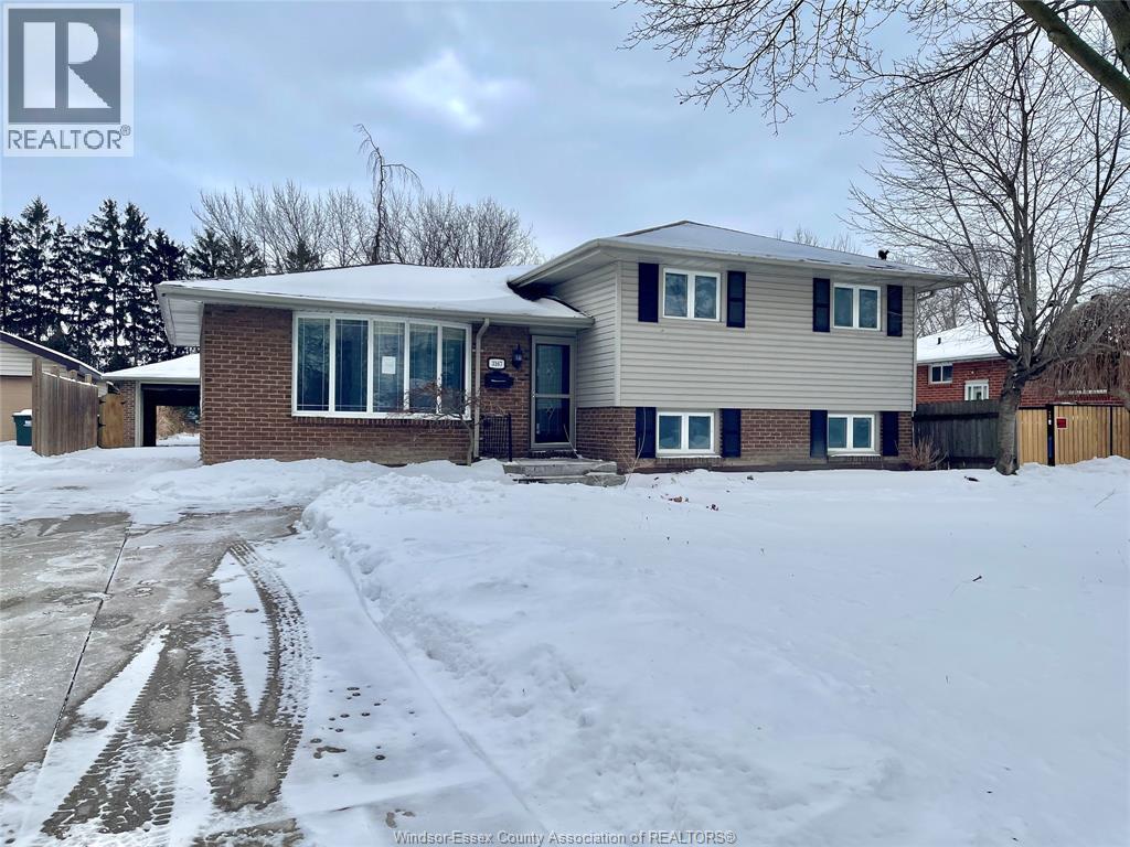 MLS# 26002291: 3167 Wachna DRIVE, Windsor, Canada
