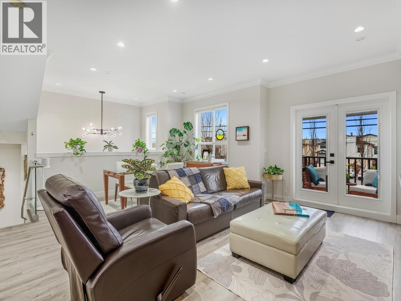 2 608 Ewen Avenue, New Westminster, British Columbia  V3M 0M8 - Photo 5 - R3085458