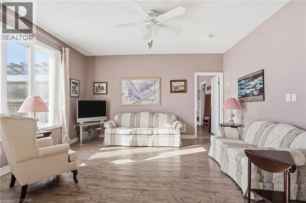 11 Sidare Court, Grimsby, Ontario  L3M 4E8 - Photo 18 - 40802086