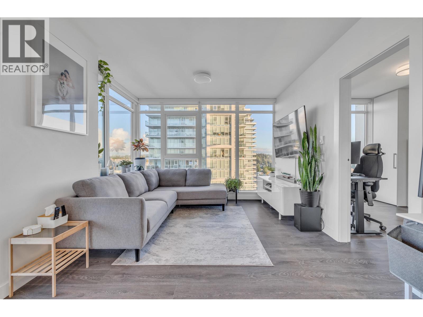 2209 652 Whiting Way, Coquitlam, British Columbia  V3J 0K3 - Photo 2 - R3085966