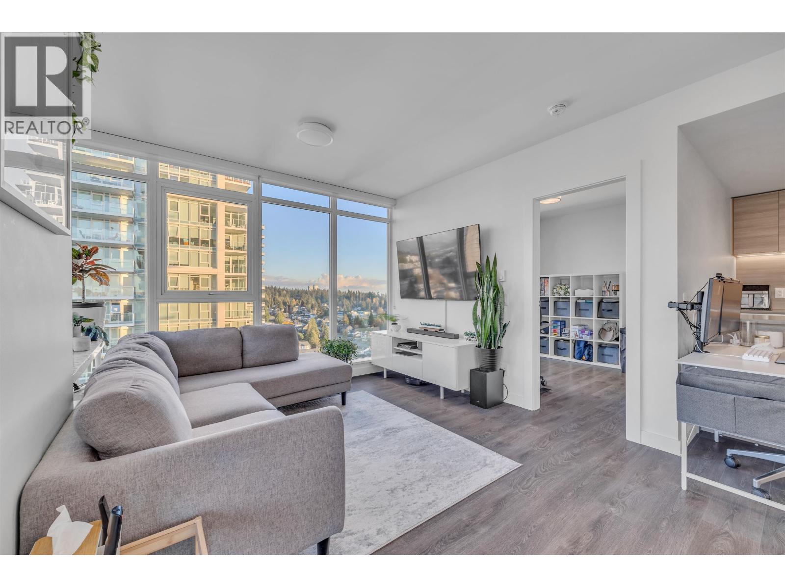 2209 652 Whiting Way, Coquitlam, British Columbia  V3J 0K3 - Photo 3 - R3085966