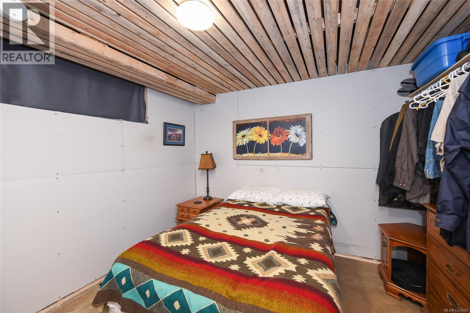 5693 Island Hwy S, Union Bay, British Columbia  V0R 3B0 - Photo 33 - 1025043