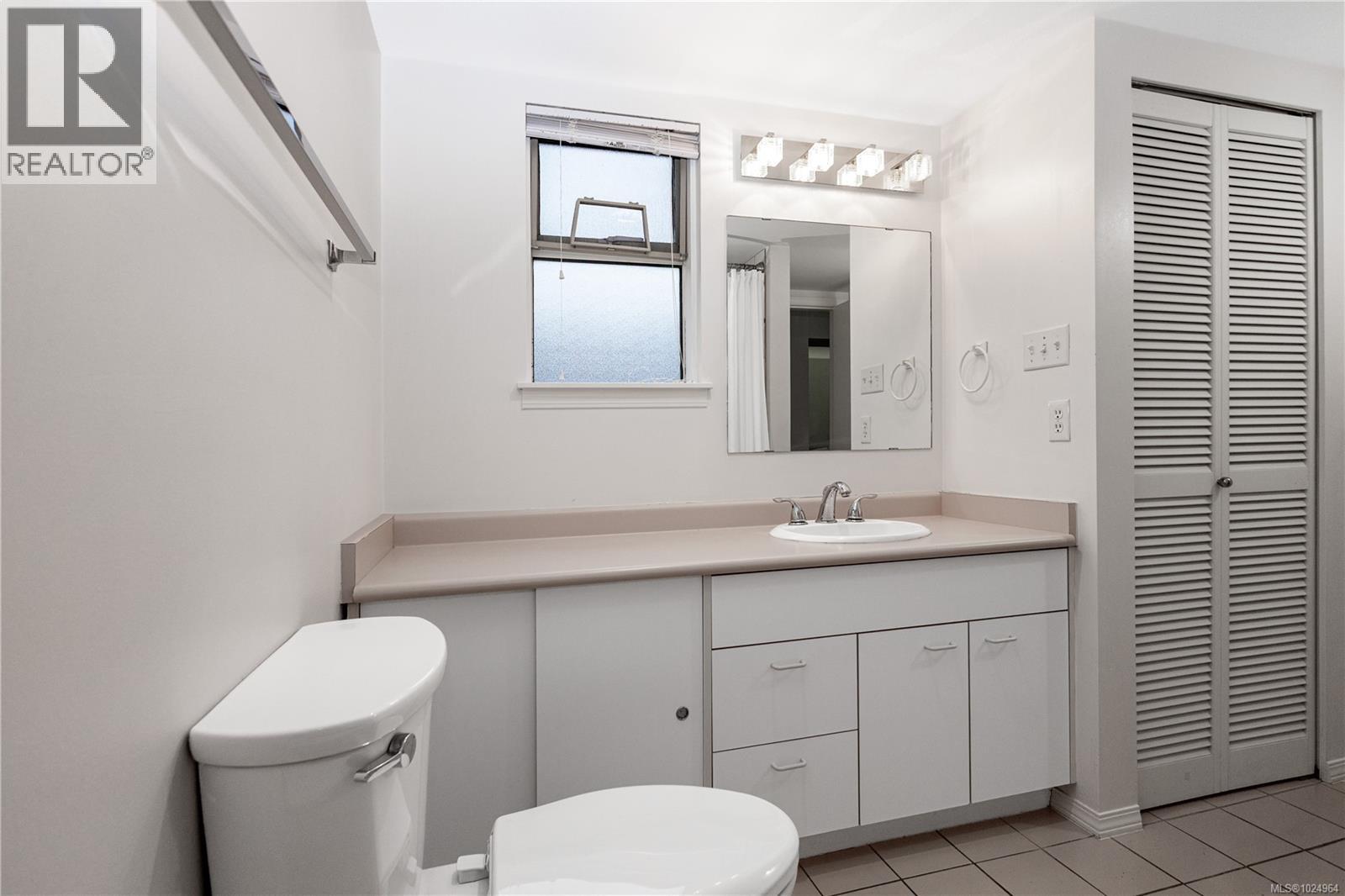 3210 27 Island Hwy S, Campbell River, British Columbia  V9W 1A2 - Photo 35 - 1024964