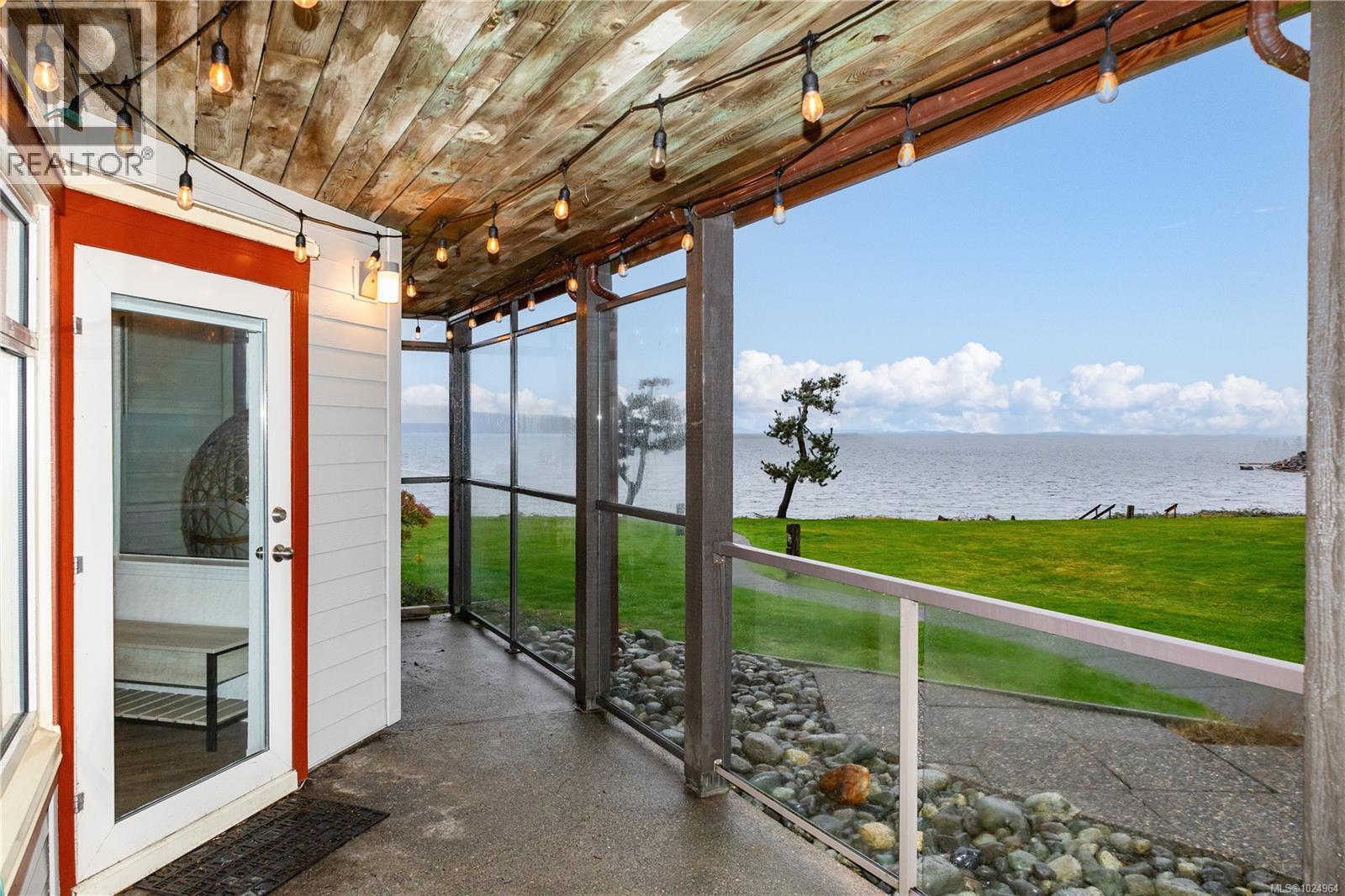 3210 27 Island Hwy S, Campbell River, British Columbia  V9W 1A2 - Photo 6 - 1024964