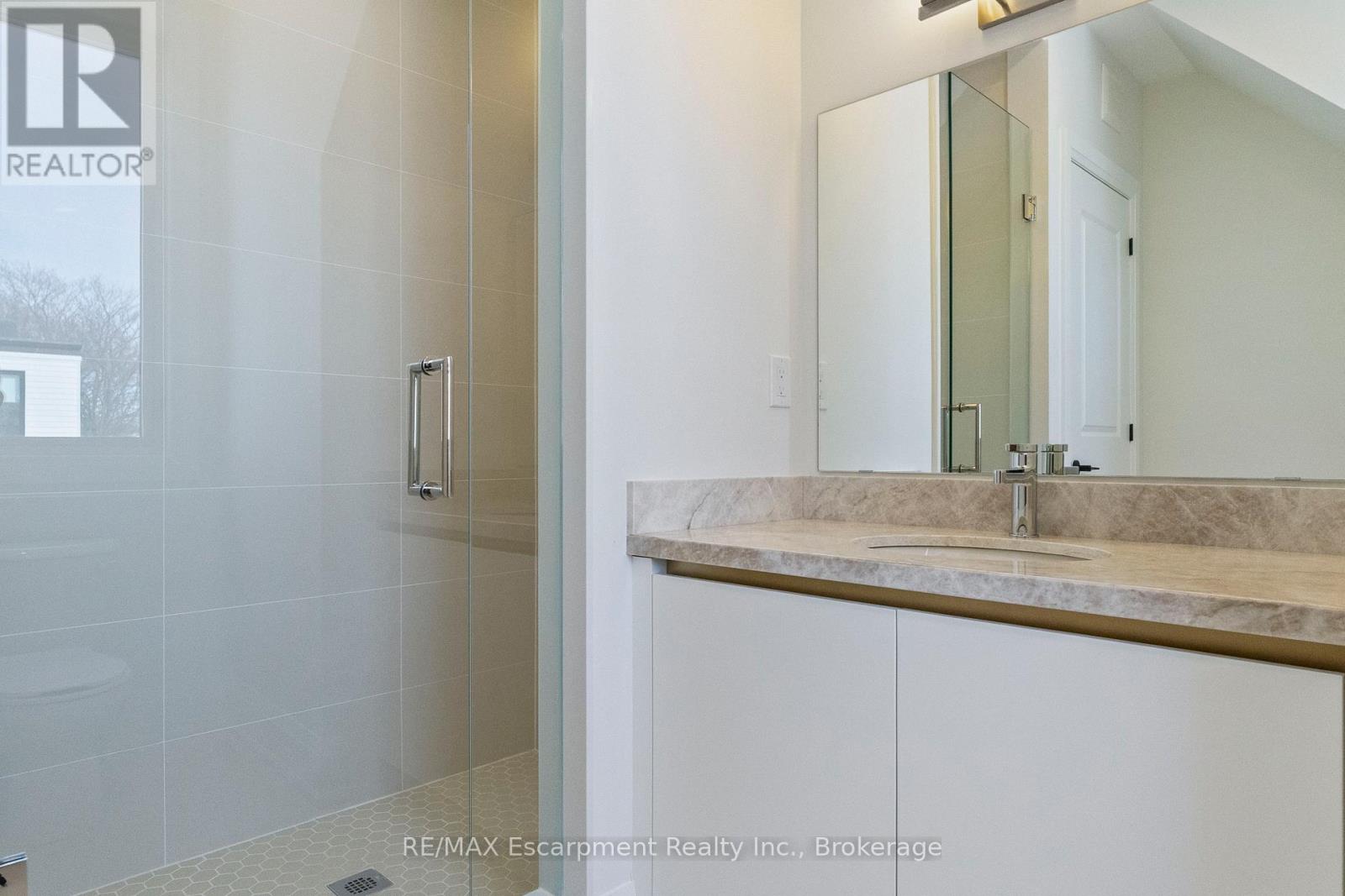 6 - 138 East Street, Oakville, Ontario  L6L 0H9 - Photo 31 - W12754328