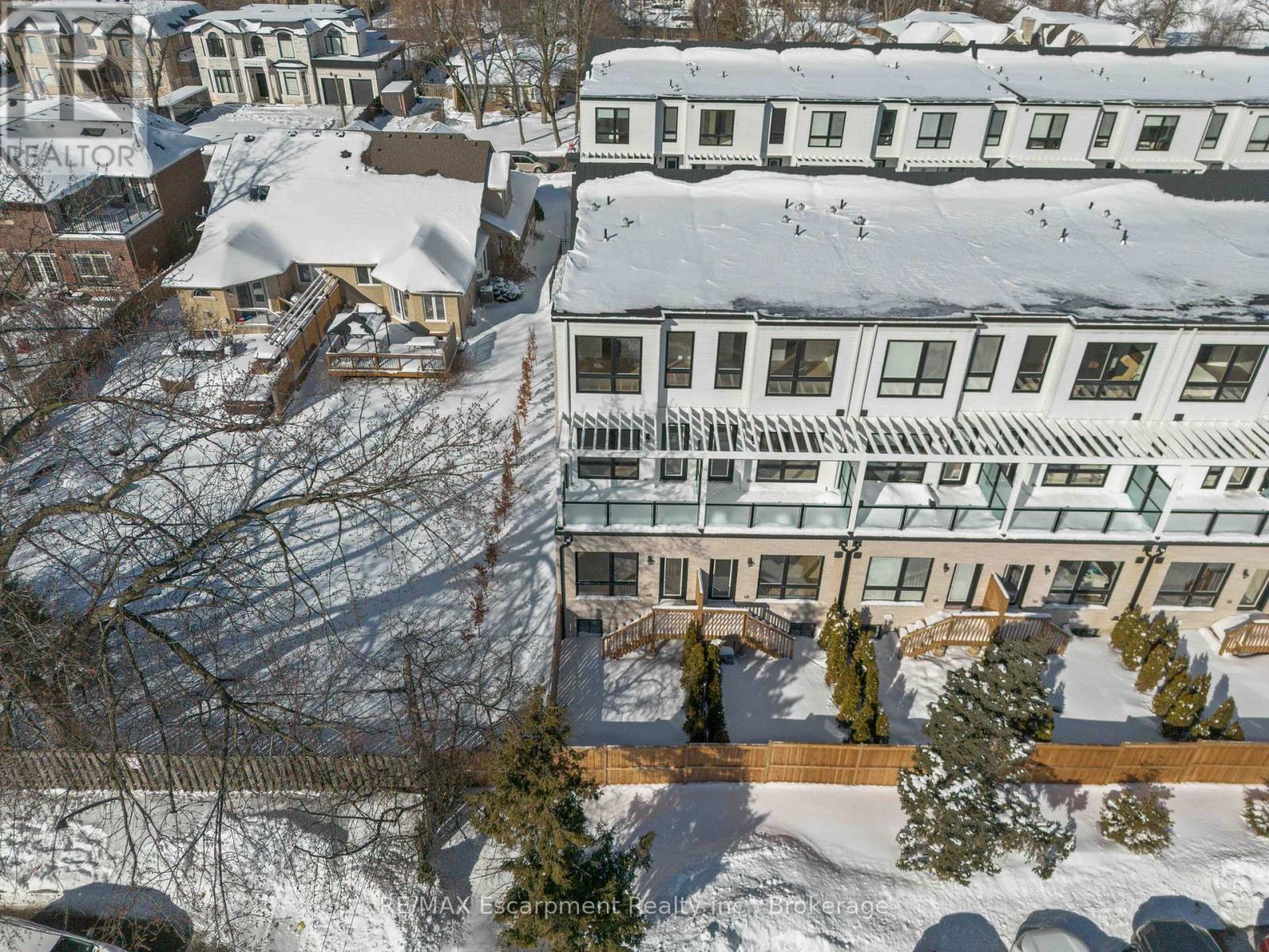 6 - 138 East Street, Oakville, Ontario  L6L 0H9 - Photo 48 - W12754328