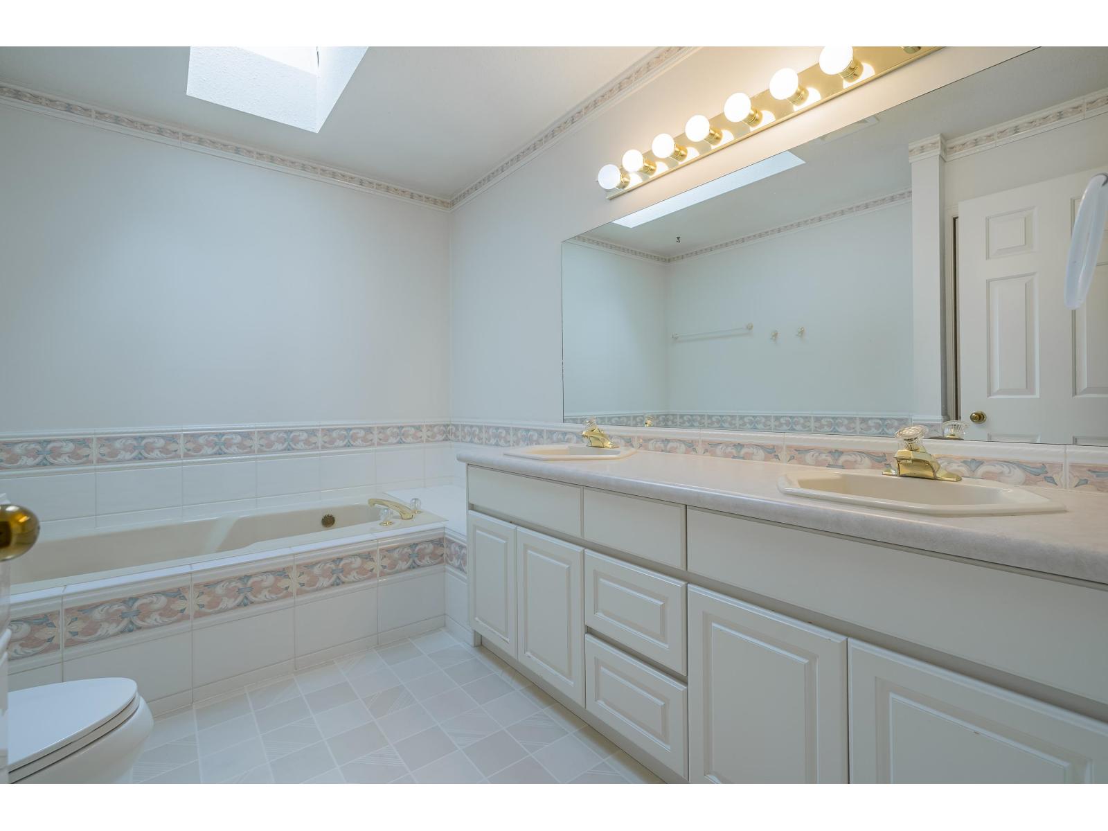 17451 29 Avenue, Surrey, British Columbia  V3Z 0E7 - Photo 27 - R3085811