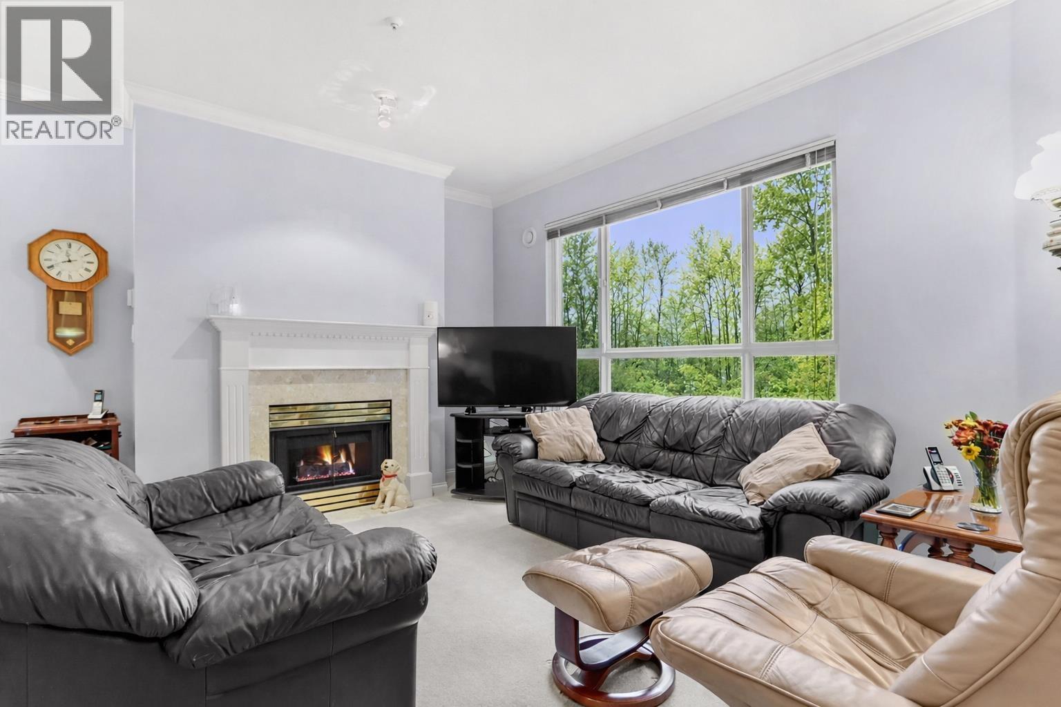 343 3098 Guildford Way, Coquitlam, British Columbia  V3B 7W8 - Photo 5 - R3076553