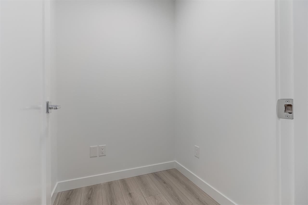 2206 8551 201 Street, Langley, British Columbia  V2Y 3Y4 - Photo 5 - R3085287