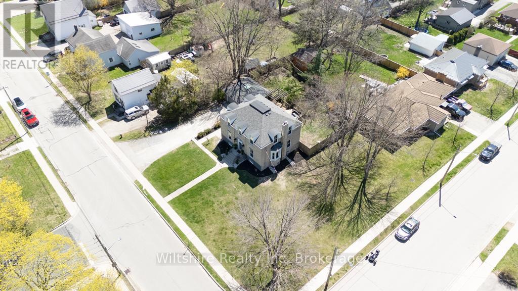 Photo 26 of 32 for 64 South Street W