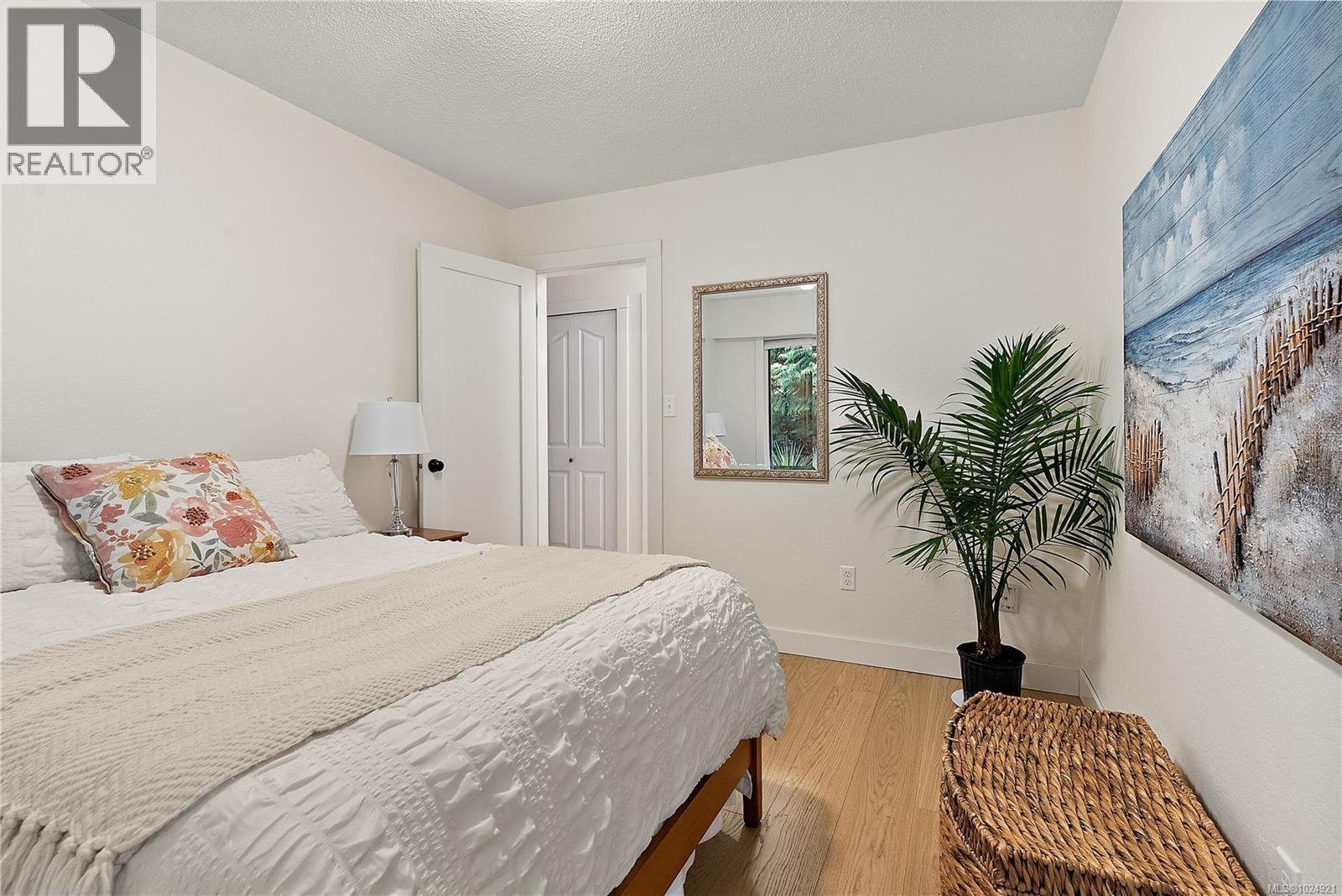 1166 Cloake Hill Rd, North Saanich, British Columbia  V8L 5K2 - Photo 17 - 1024921