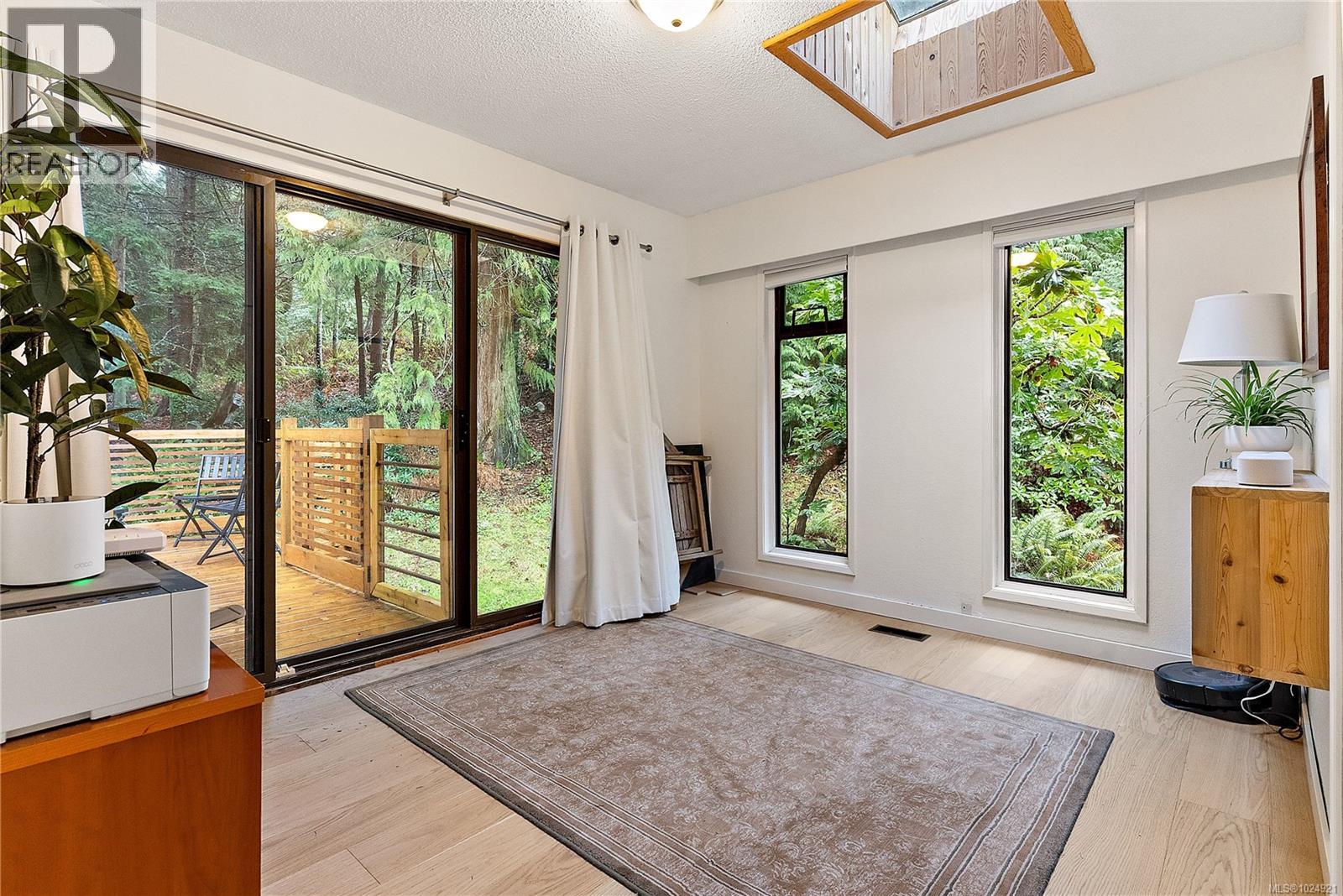 1166 Cloake Hill Rd, North Saanich, British Columbia  V8L 5K2 - Photo 22 - 1024921