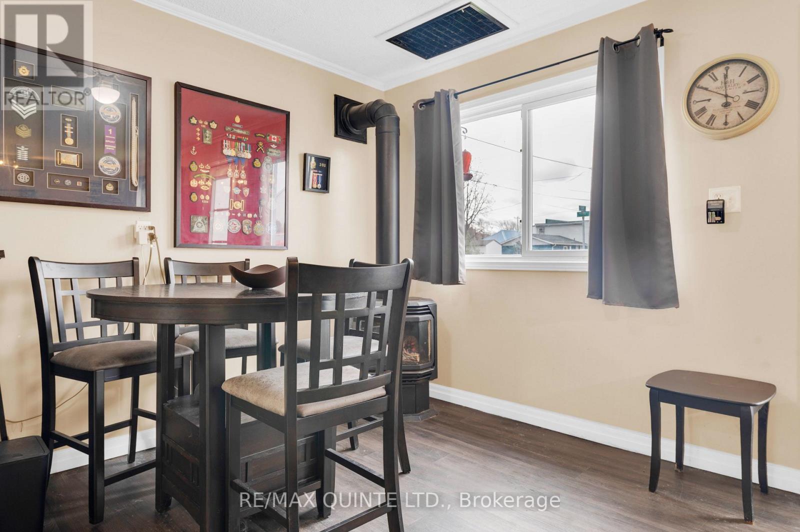 60 Oxford Road, Quinte West, Ontario  K0K 2C0 - Photo 7 - X12556168