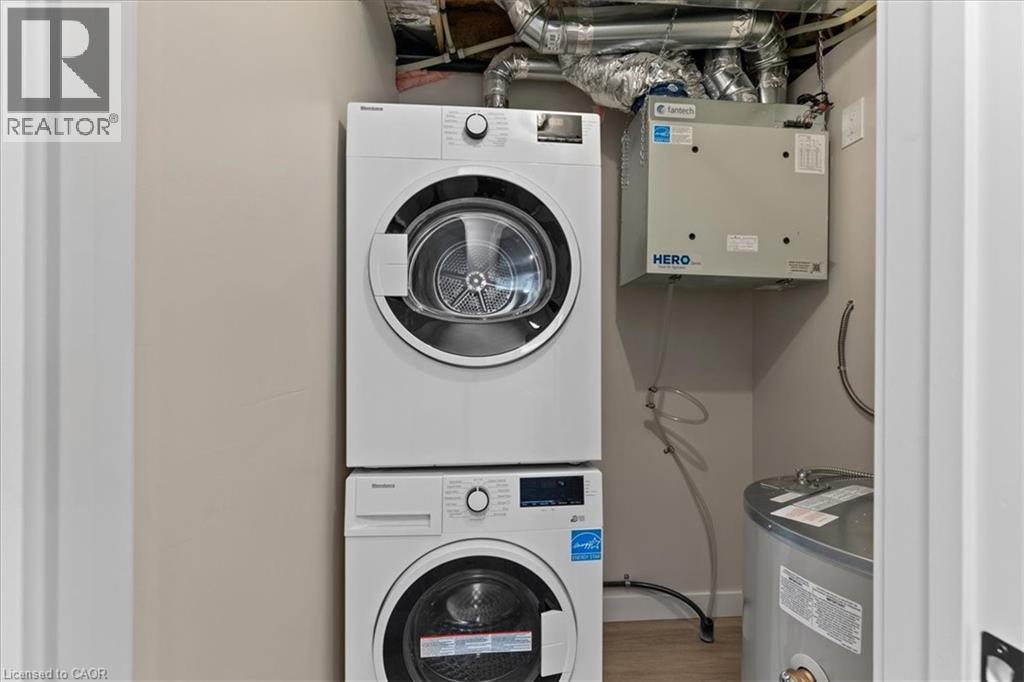 2 Pipers Green Court Unit# 4, Kitchener, Ontario  N2E 3C6 - Photo 21 - 40802316