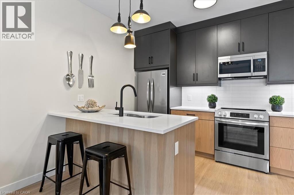 2 Pipers Green Court Unit# 4, Kitchener, Ontario  N2E 3C6 - Photo 8 - 40802316