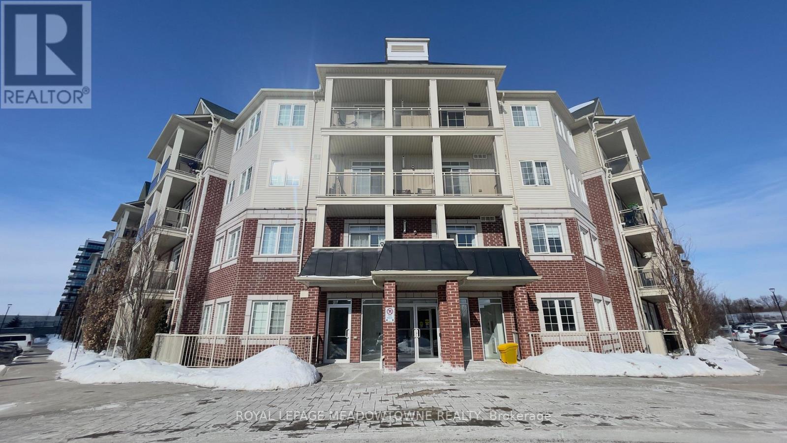 416 - 84 Aspen Springs Drive, Clarington, Ontario  L1C 0V3 - Photo 2 - E12754554