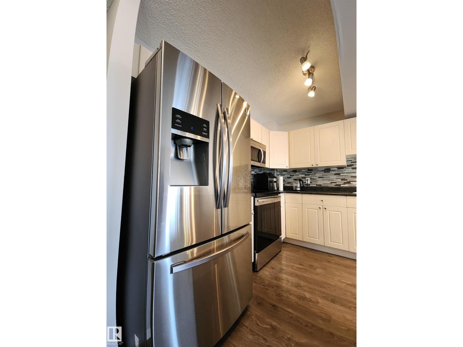 5424 204 St Nw, Edmonton, Alberta  T6M 2Z1 - Photo 3 - E4467386