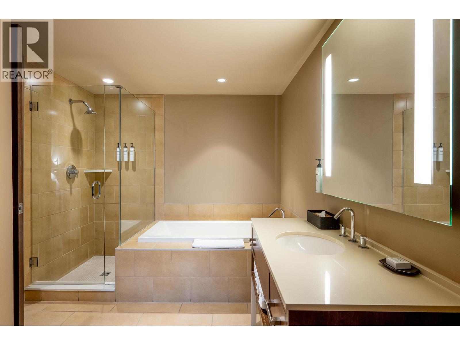 414a 2020 London Lane, Whistler, British Columbia  V8E 0B6 - Photo 12 - R3085998