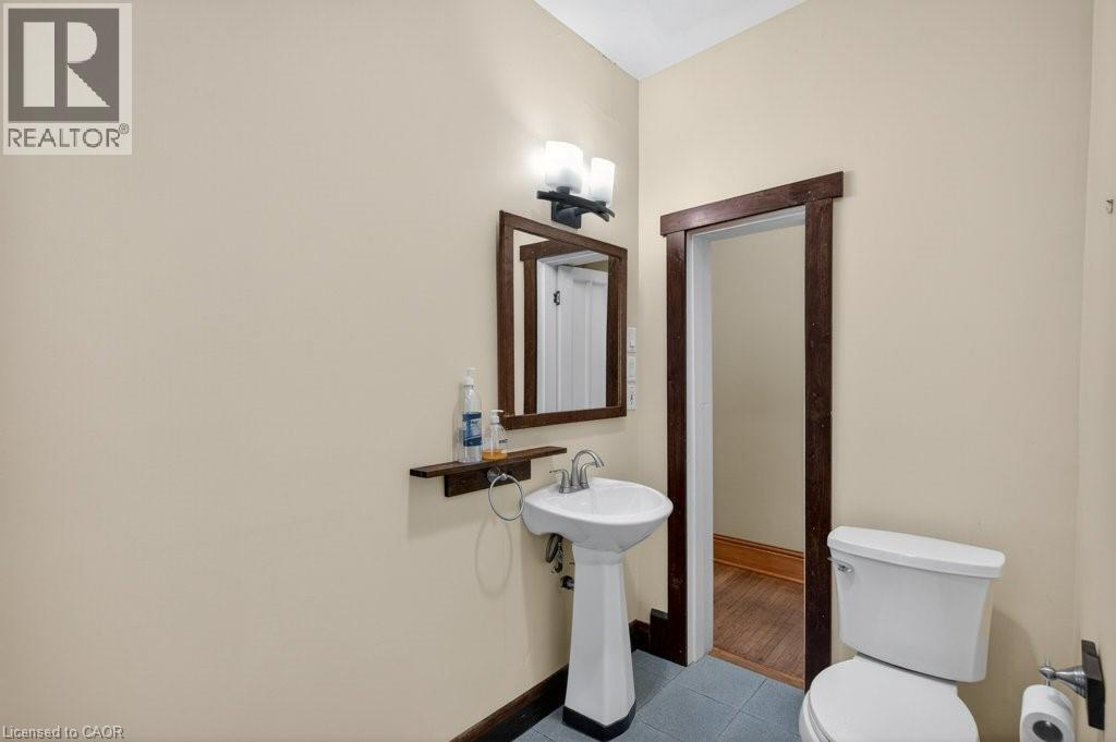 282 Main Street W, Hamilton, Ontario  L8P 1J8 - Photo 14 - 40788287