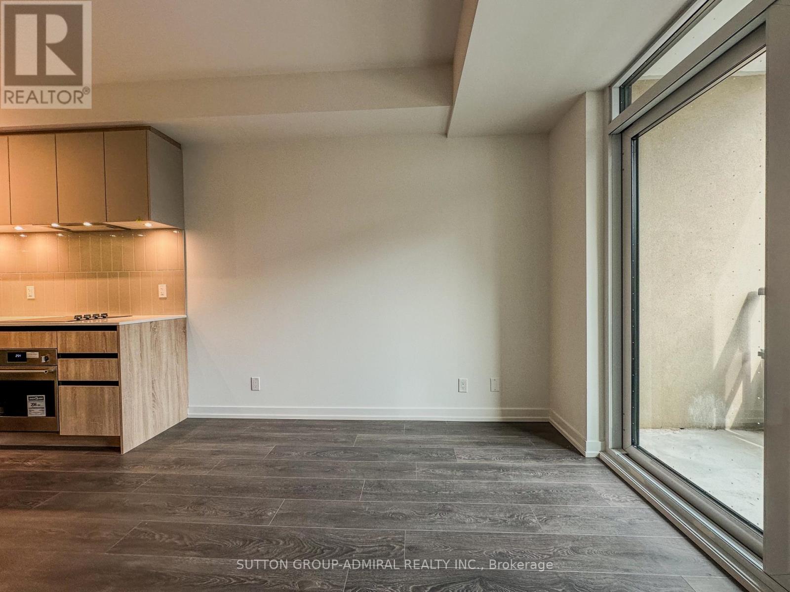 307 - 8 Beverley Glen Boulevard, Vaughan, Ontario  L4J 0L5 - Photo 4 - N12754500